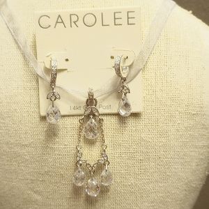 Carolee necklace and earring set NEW